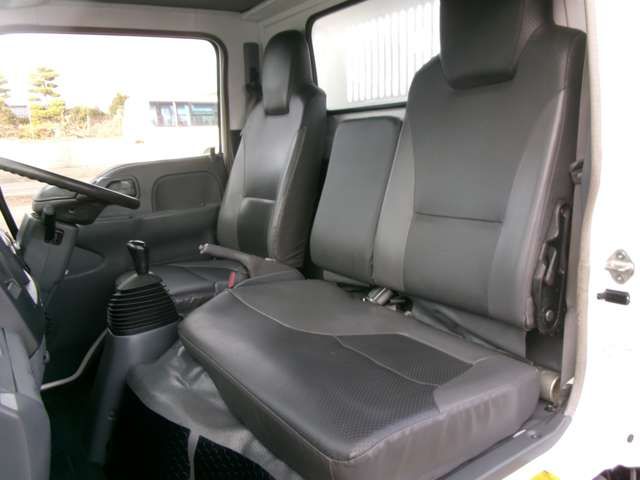 ISUZU ELF 2009 Image 31