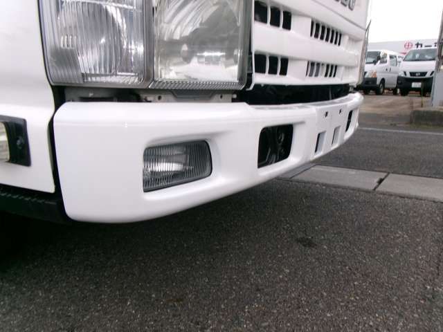 ISUZU ELF 2009 Image 31