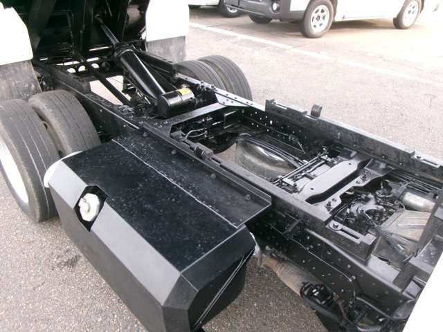 ISUZU ELF 2009 Image 31