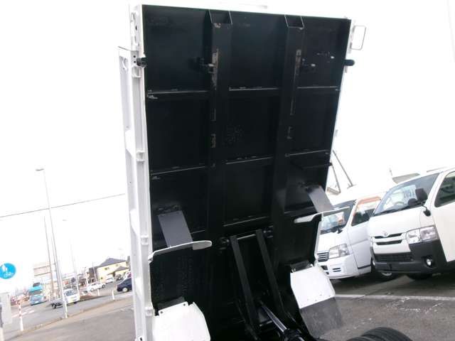 ISUZU ELF 2009 Image 31