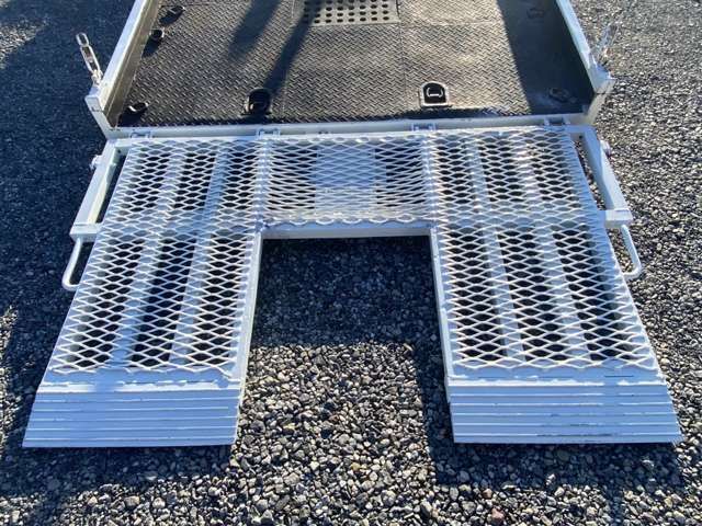 ISUZU ELF 2001 Image 31