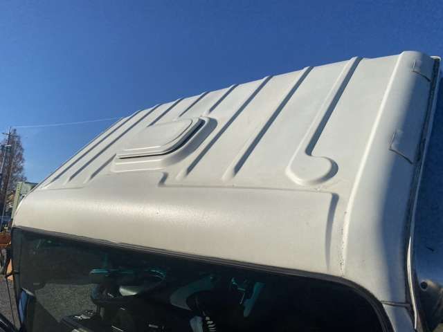 ISUZU ELF 2001 Image 31