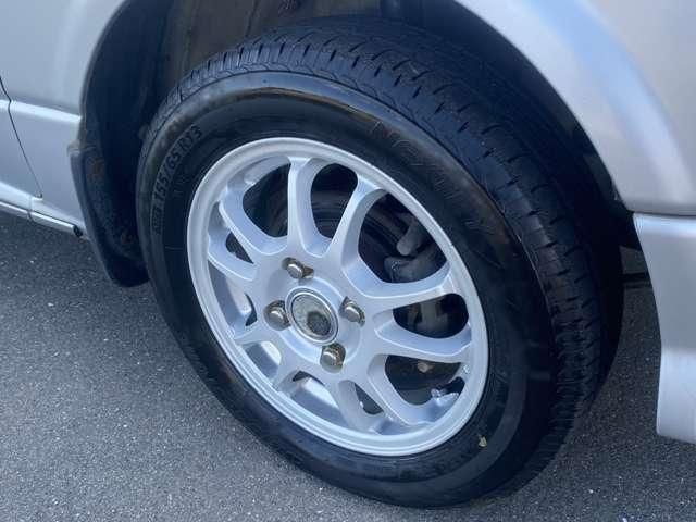 DAIHATSU MIRA GINO 2000 Image 31