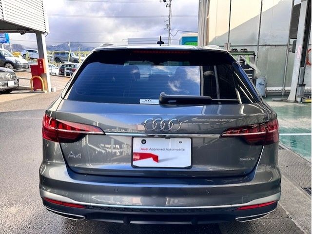 AUDI A4 AVANT 2022 Image 31