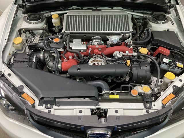 SUBARU IMPREZA WRX 5DOOR 2010 Image 31