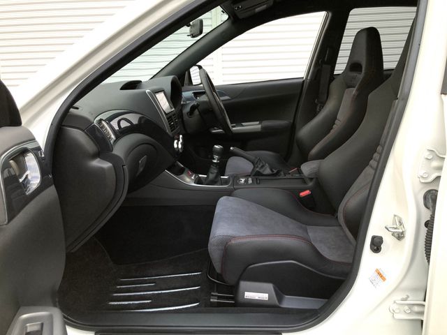 SUBARU IMPREZA WRX 5DOOR 2010 Image 31