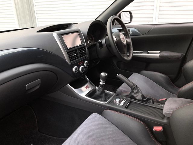 SUBARU IMPREZA WRX 5DOOR 2010 Image 31