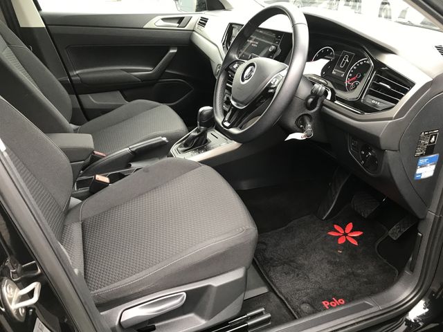 VOLKSWAGEN POLO 2018 Image 31
