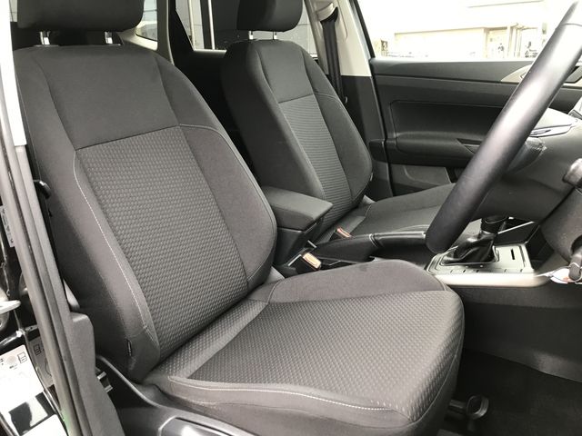 VOLKSWAGEN POLO 2018 Image 31