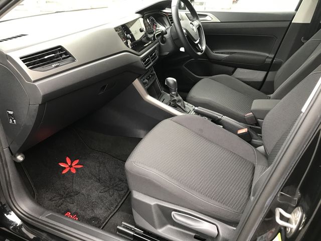 VOLKSWAGEN POLO 2018 Image 31