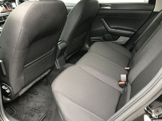 VOLKSWAGEN POLO 2018 Image 31