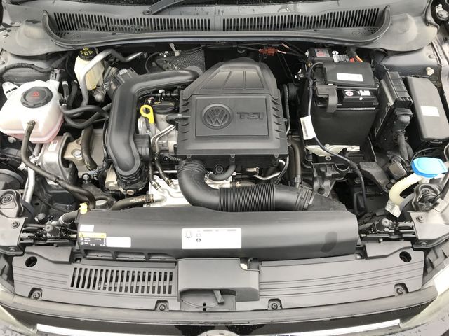 VOLKSWAGEN POLO 2018 Image 31