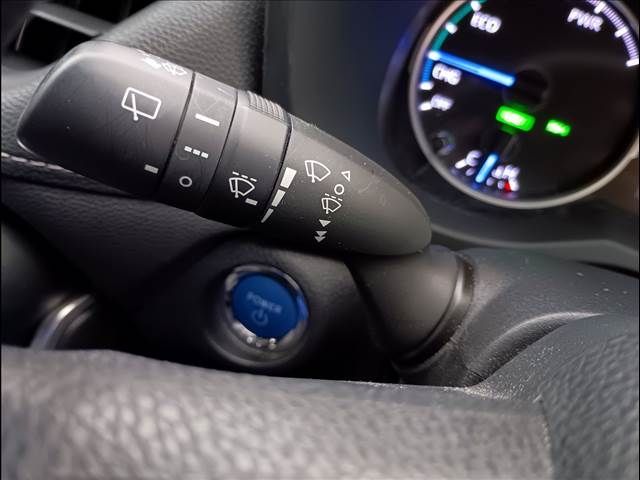 TOYOTA RAV4 HYBRID 4WD 2020 Image 31