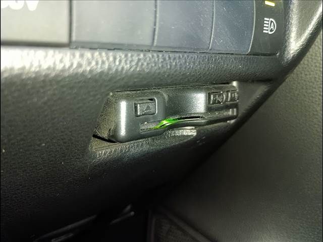 TOYOTA RAV4 HYBRID 4WD 2020 Image 31