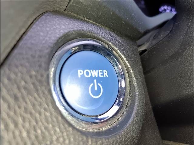 TOYOTA RAV4 HYBRID 4WD 2020 Image 31
