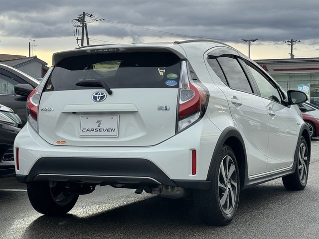 TOYOTA AQUA 2017 Image 31