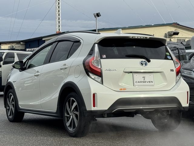 TOYOTA AQUA 2017 Image 31