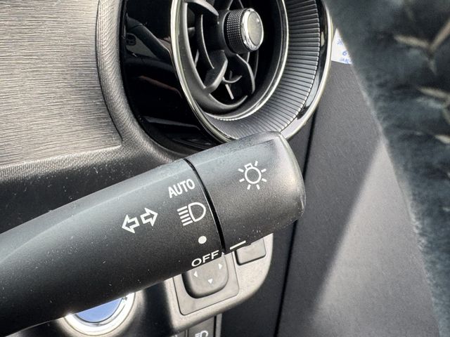 TOYOTA AQUA 2017 Image 31