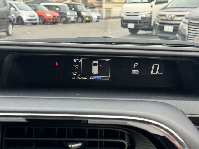 TOYOTA AQUA 2017 Image 31