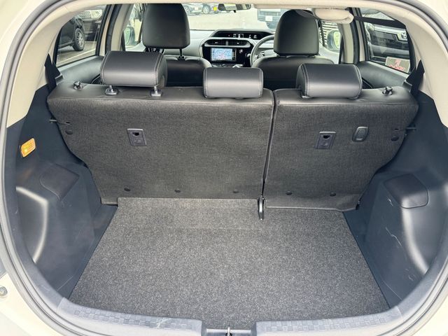 TOYOTA AQUA 2017 Image 31