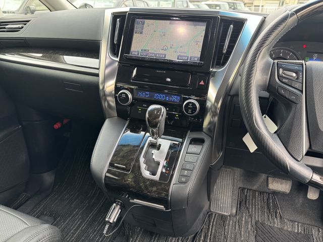 TOYOTA VELLFIRE 4WD 2015 Image 31