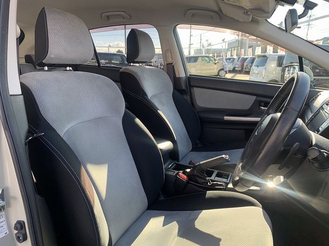 SUBARU XV HYBRID 2014 Image 31