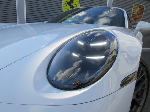 PORSCHE 911 OPEN 2025 Image 31