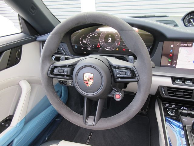 PORSCHE 911 OPEN 2025 Image 31