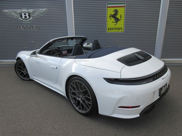 PORSCHE 911 OPEN 2025 Image 31