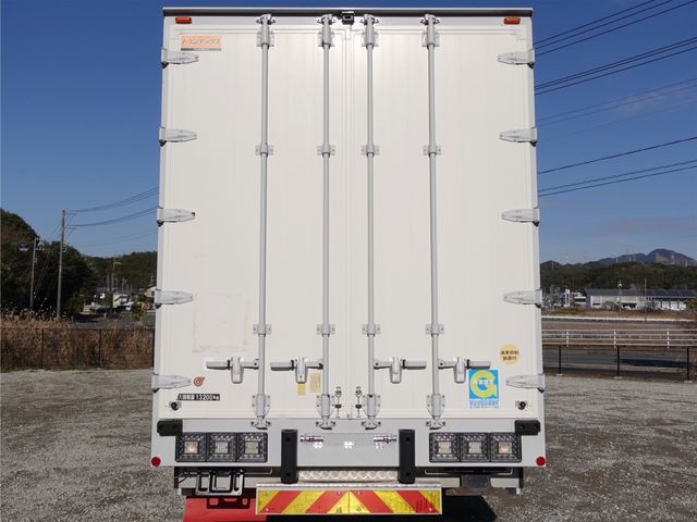 HINO PROFIA 2016 Image 31