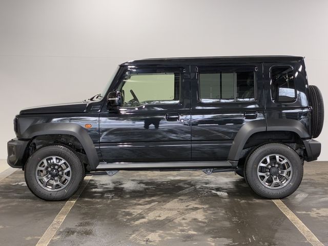 SUZUKI JIMNY NOMADE 2025 Image 31