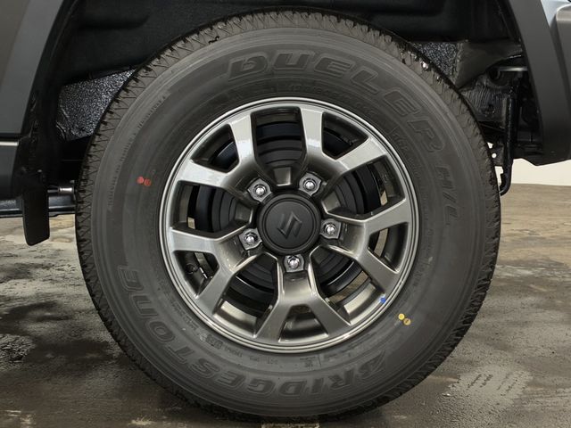 SUZUKI JIMNY NOMADE 2025 Image 31