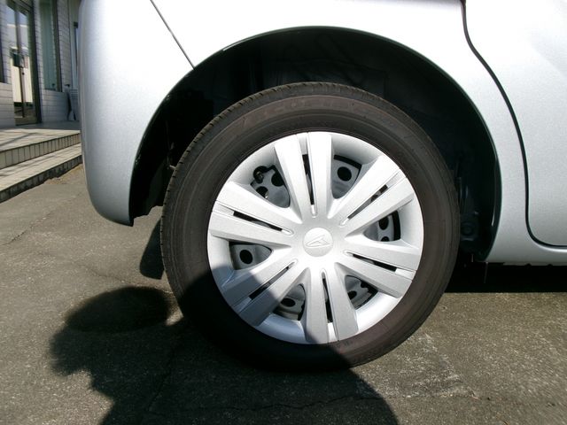 DAIHATSU TANTO 2025 Image 31