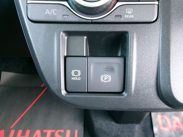 DAIHATSU TANTO 2025 Image 31