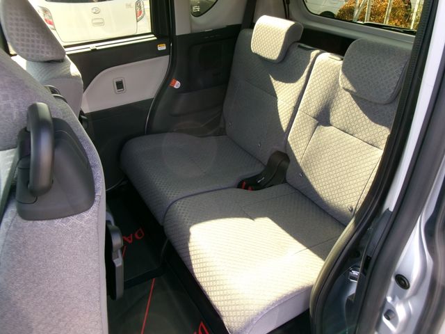 DAIHATSU TANTO 2025 Image 31