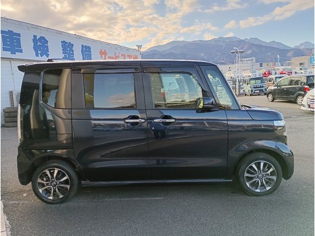 HONDA N BOX CUSTOM 2024 Image 31