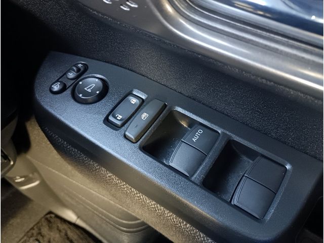 HONDA N BOX CUSTOM 2024 Image 31