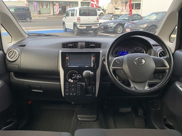 NISSAN DAYZ 2015 Image 31