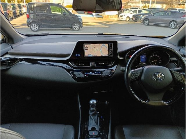 TOYOTA C-HR 4WD 2017 Image 31