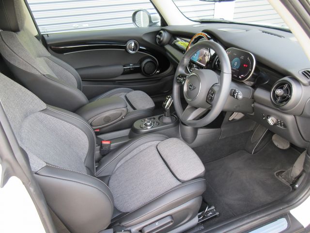 BMW MINI COOPER 2023 Image 31