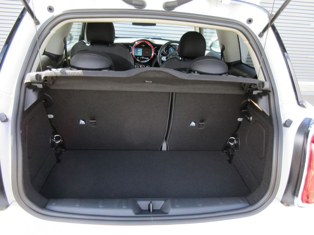 BMW MINI COOPER 2023 Image 31