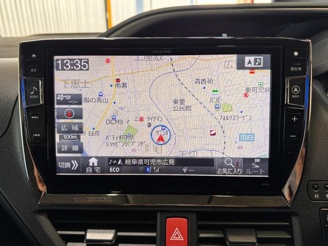 TOYOTA VOXY HYBRID 2016 Image 31