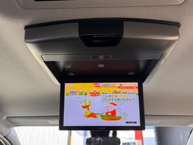 TOYOTA VOXY HYBRID 2016 Image 31