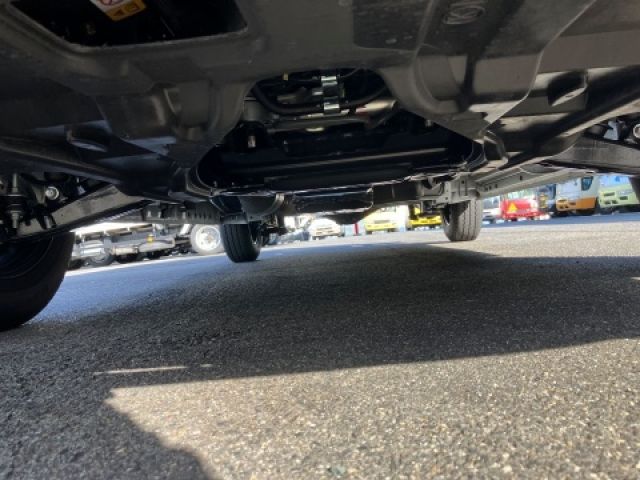 TOYOTA HIACE VAN 2WD 2025 Image 31