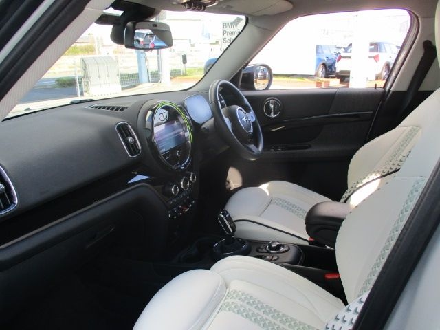 BMW MINI COOPER D CROSSO 2022 Image 31