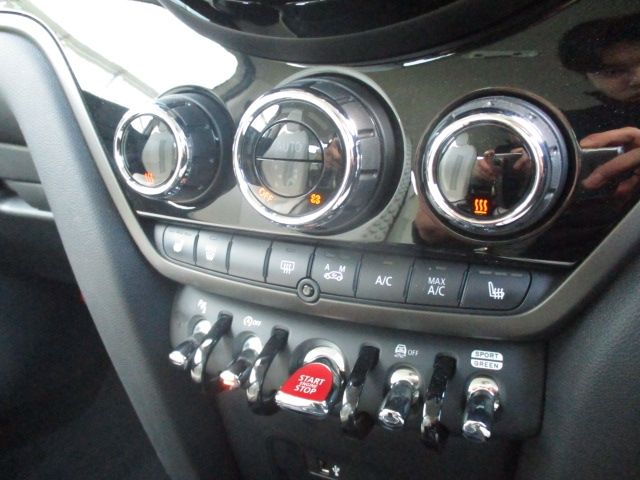 BMW MINI COOPER D CROSSO 2022 Image 31