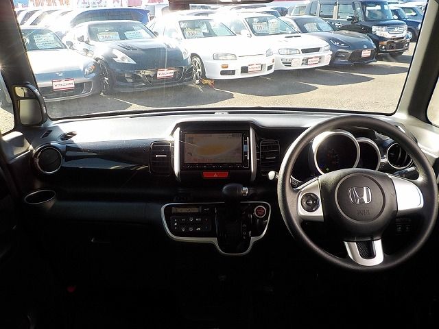 HONDA N BOX CUSTOM 2015 Image 31