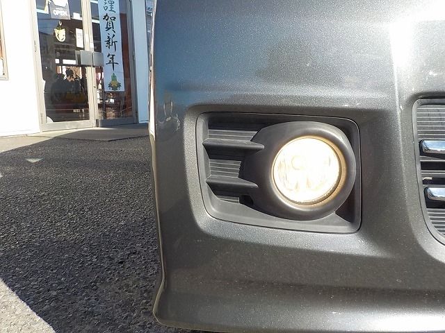 HONDA N BOX CUSTOM 2015 Image 31