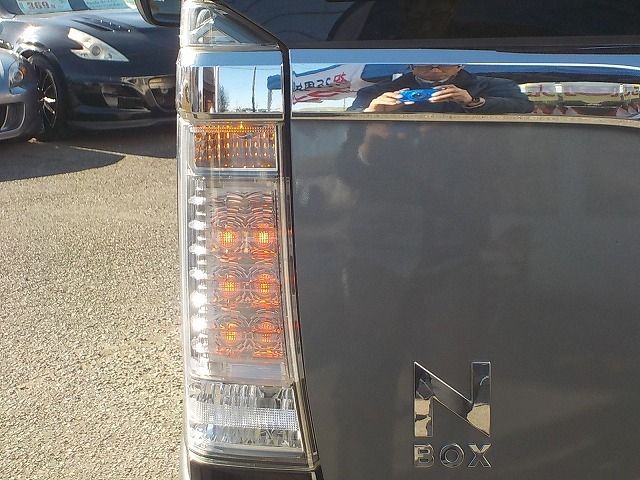 HONDA N BOX CUSTOM 2015 Image 31