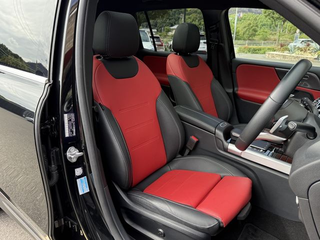 MERCEDES BENZ GLB 2023 Image 31